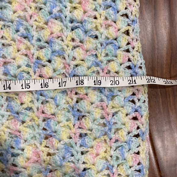 New Newborn Crochet handmade blanket - Picture 2 of 3